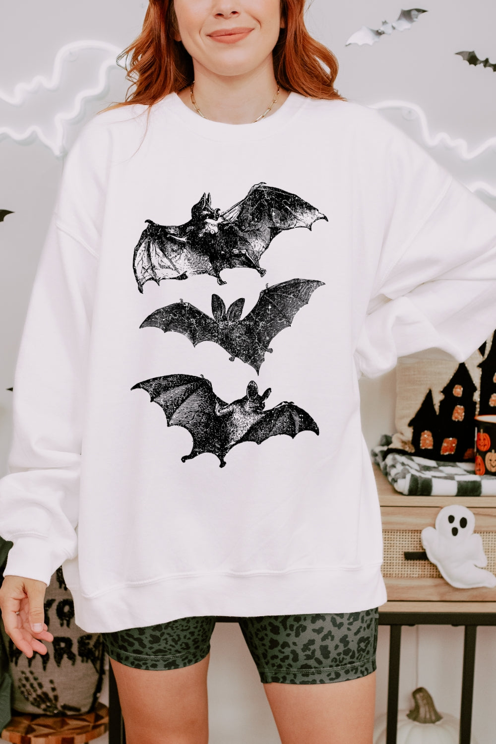 Vintage Y2K Bats Spooky Vibes Sweatshirt For Women