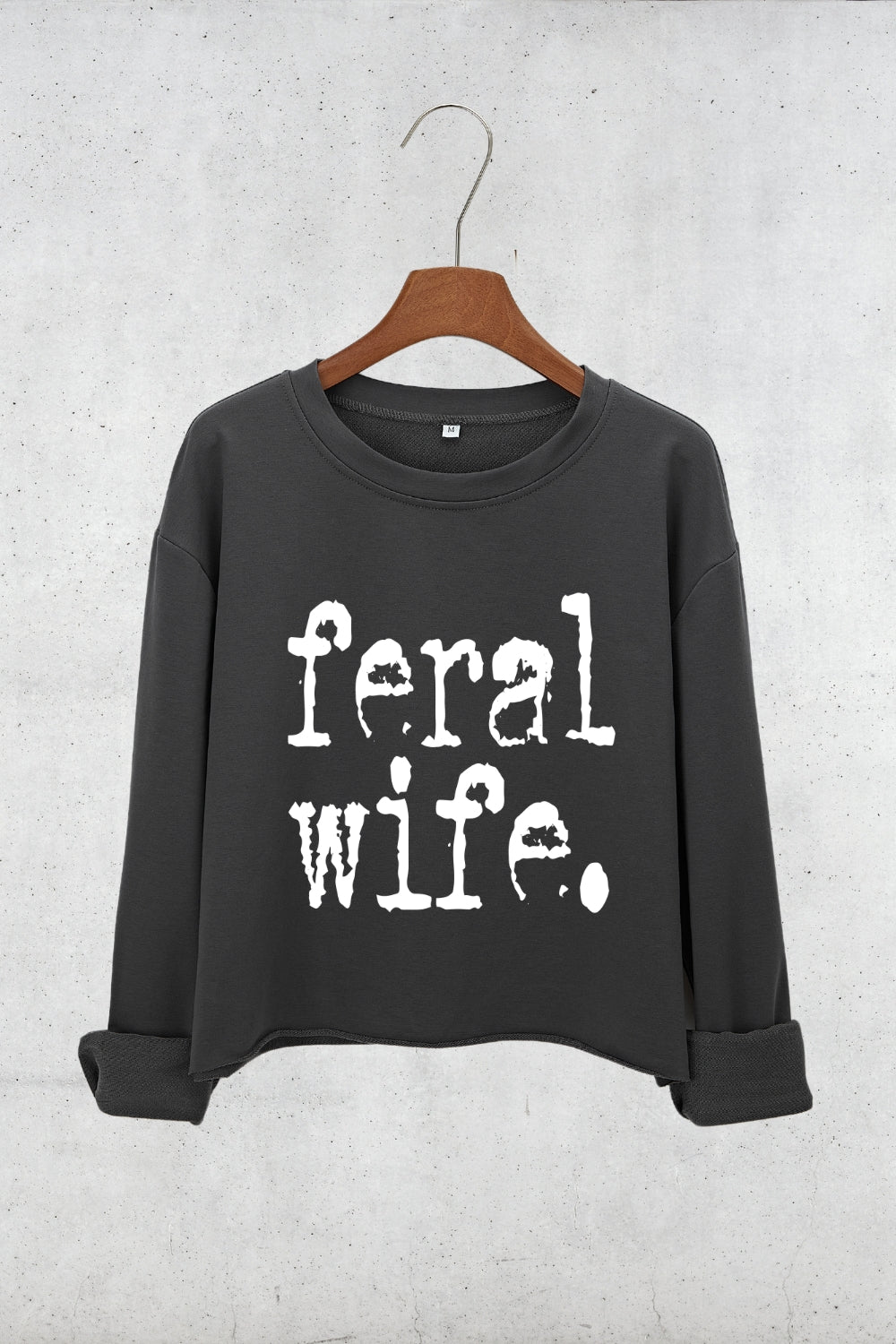 Retro Feral Wife Typography Design Crop Sweatshirt For Women