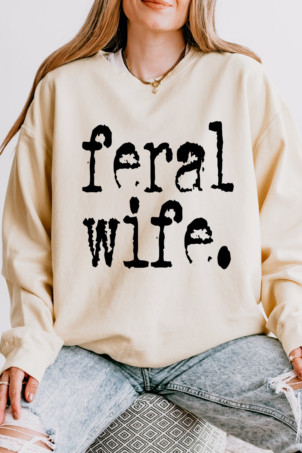 Retro Feral Wife Typography Design Sweatshirt For Women